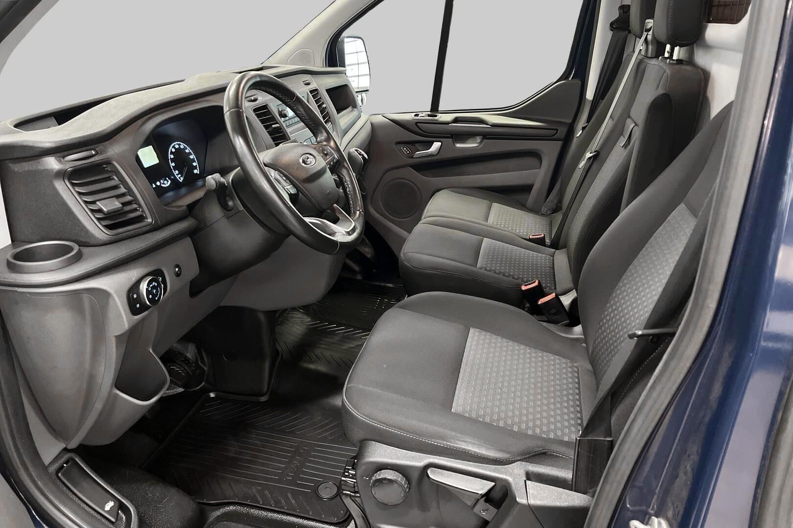 Ford Transit Custom iso kuva 7