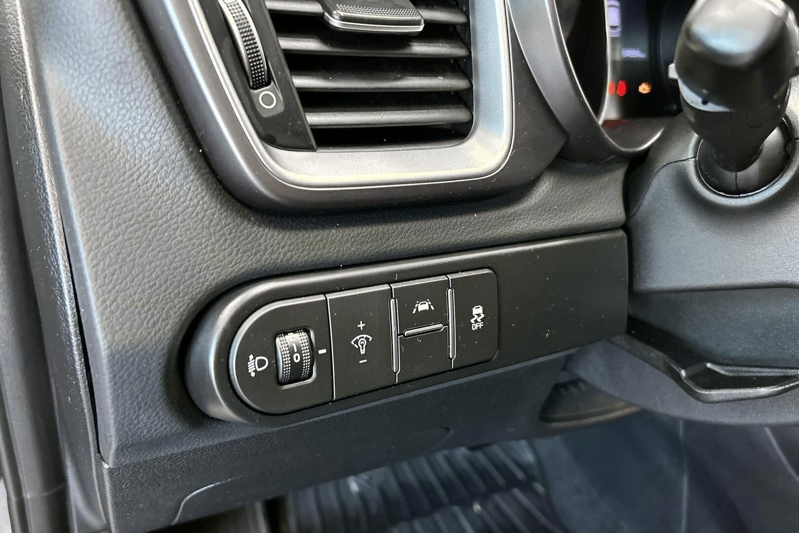 KIA Ceed iso kuva 15