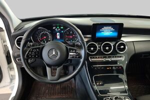 MERCEDES-BENZ C esikatselu 10