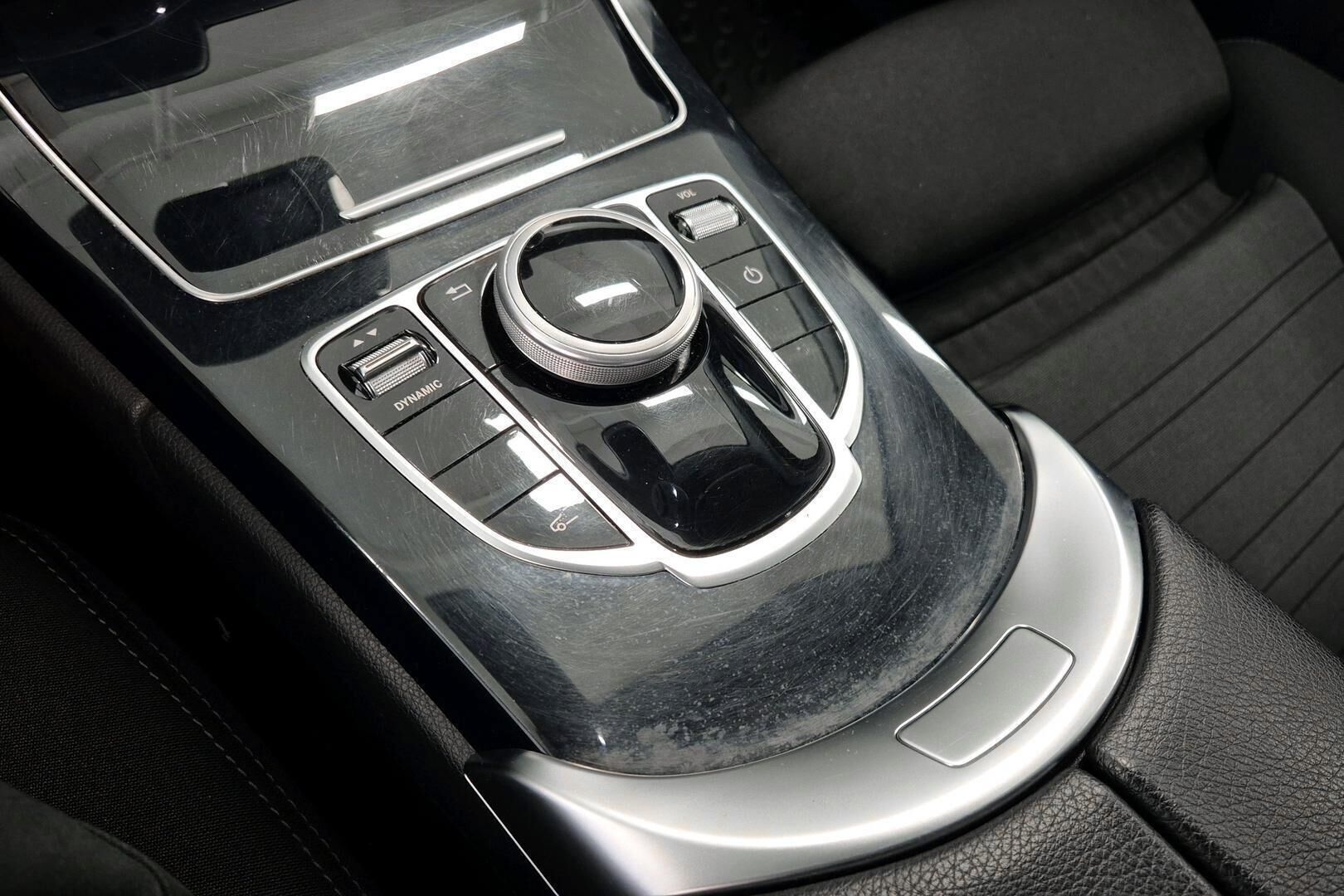 MERCEDES-BENZ C iso kuva 16