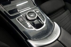 MERCEDES-BENZ C esikatselu 16