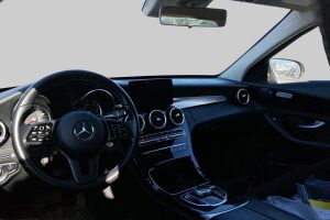 MERCEDES-BENZ C esikatselu 2