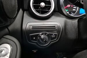 MERCEDES-BENZ C esikatselu 20