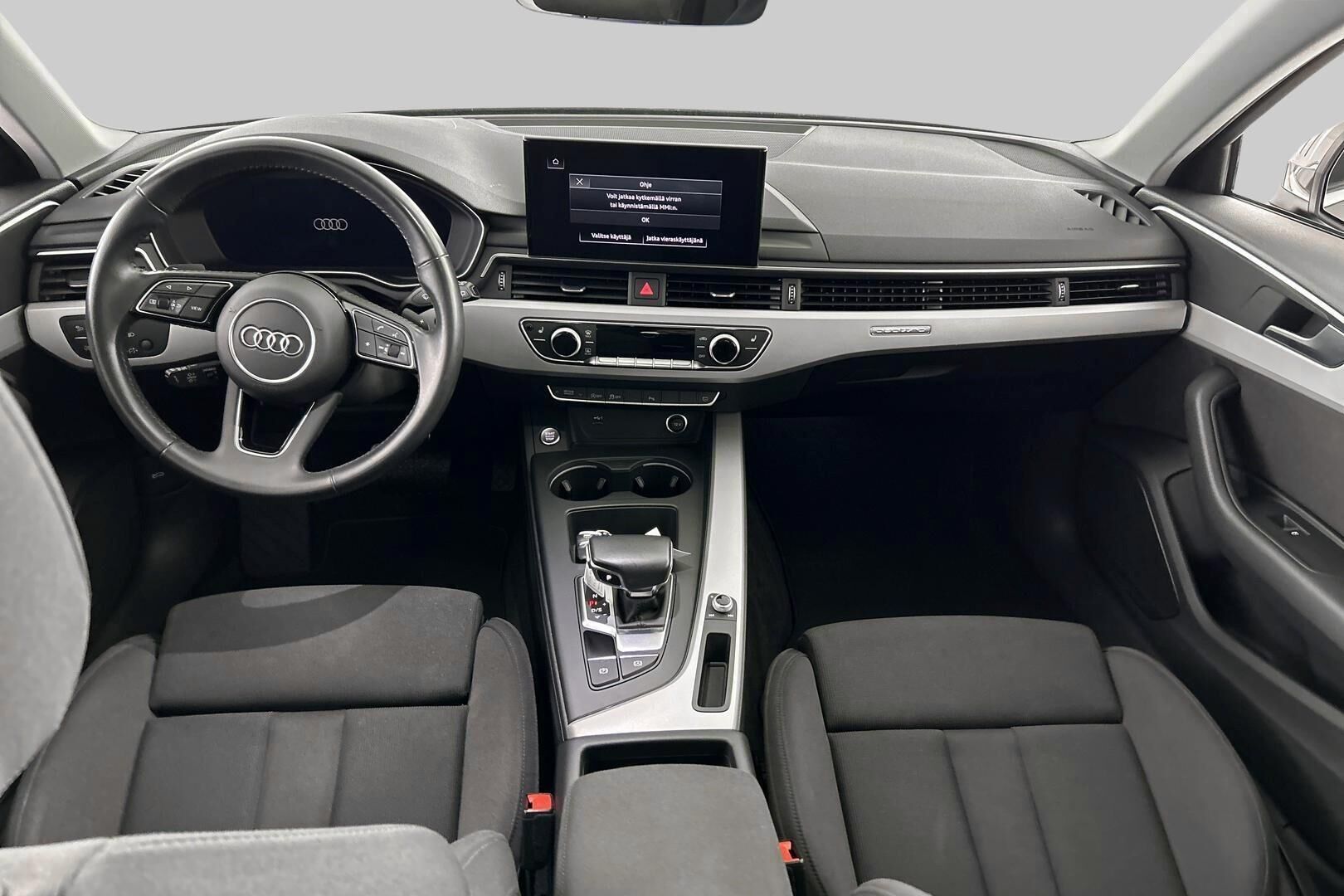 Audi A4 iso kuva 8