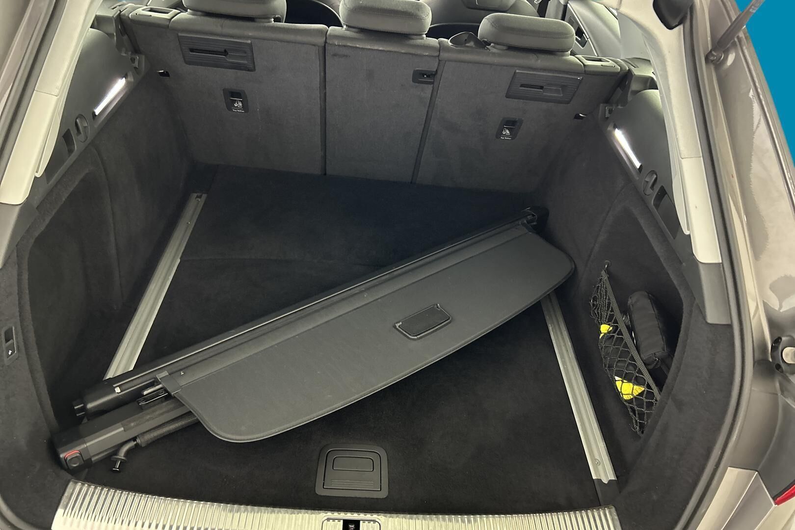Audi A4 iso kuva 9