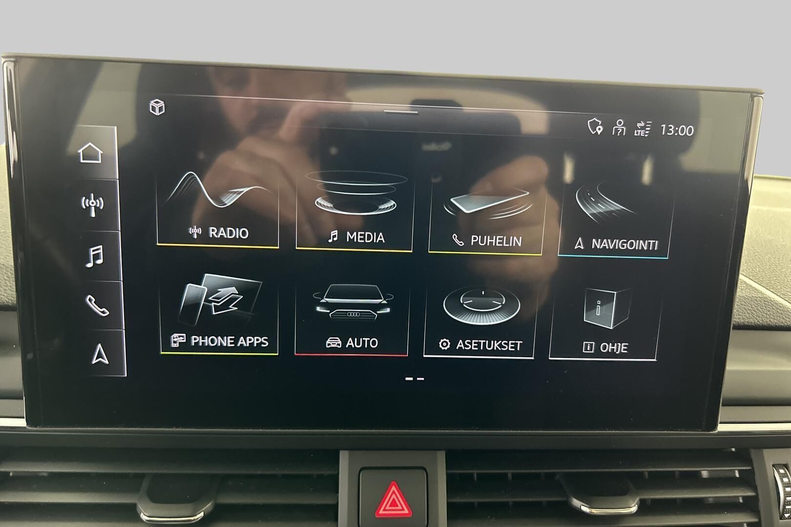 Audi A4 iso kuva 25