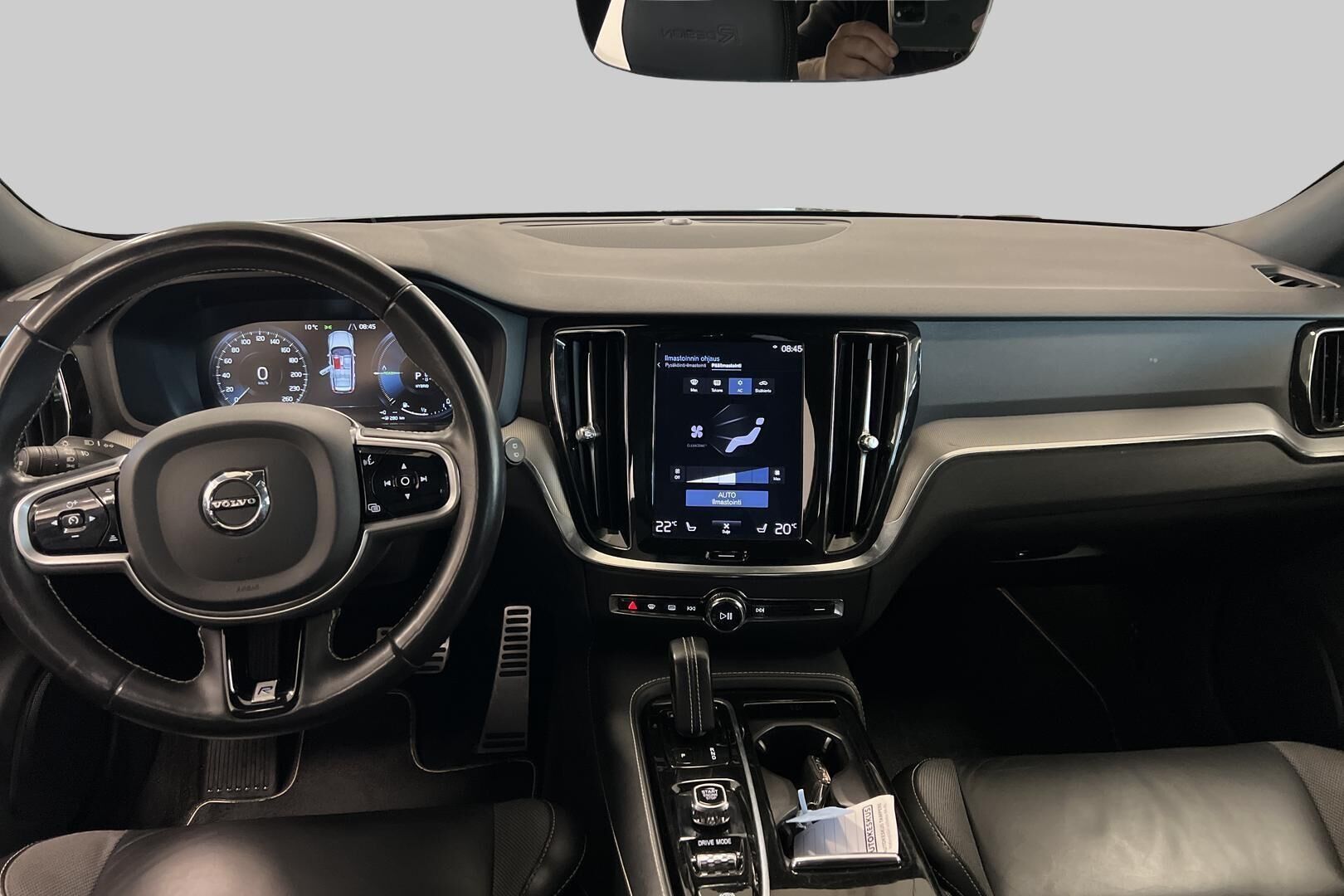 Volvo V60 iso kuva 11