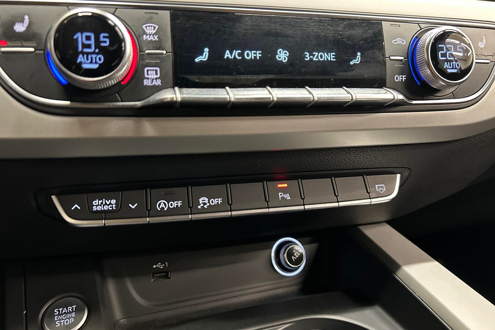 Audi A4 iso kuva 14