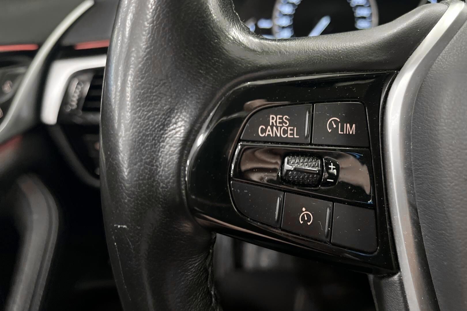 BMW 5-sarja iso kuva 17