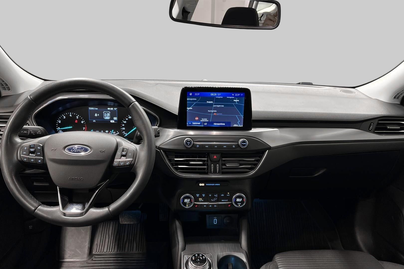 Ford Focus iso kuva 10