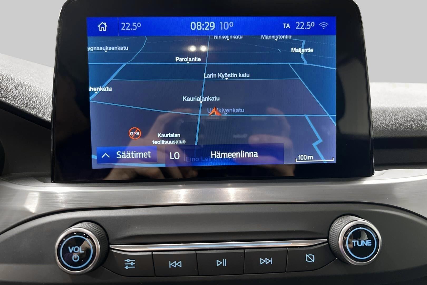 Ford Focus iso kuva 14