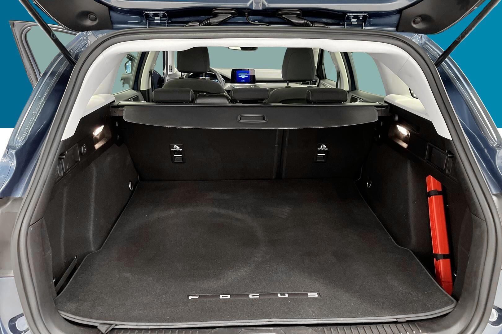 Ford Focus iso kuva 12