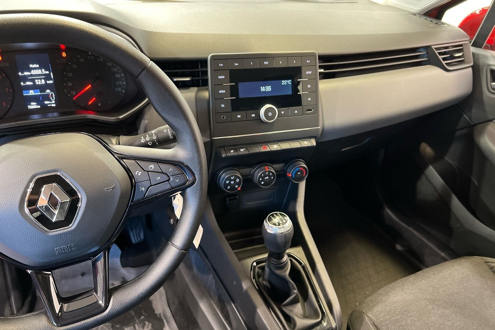 Renault Clio iso kuva 10