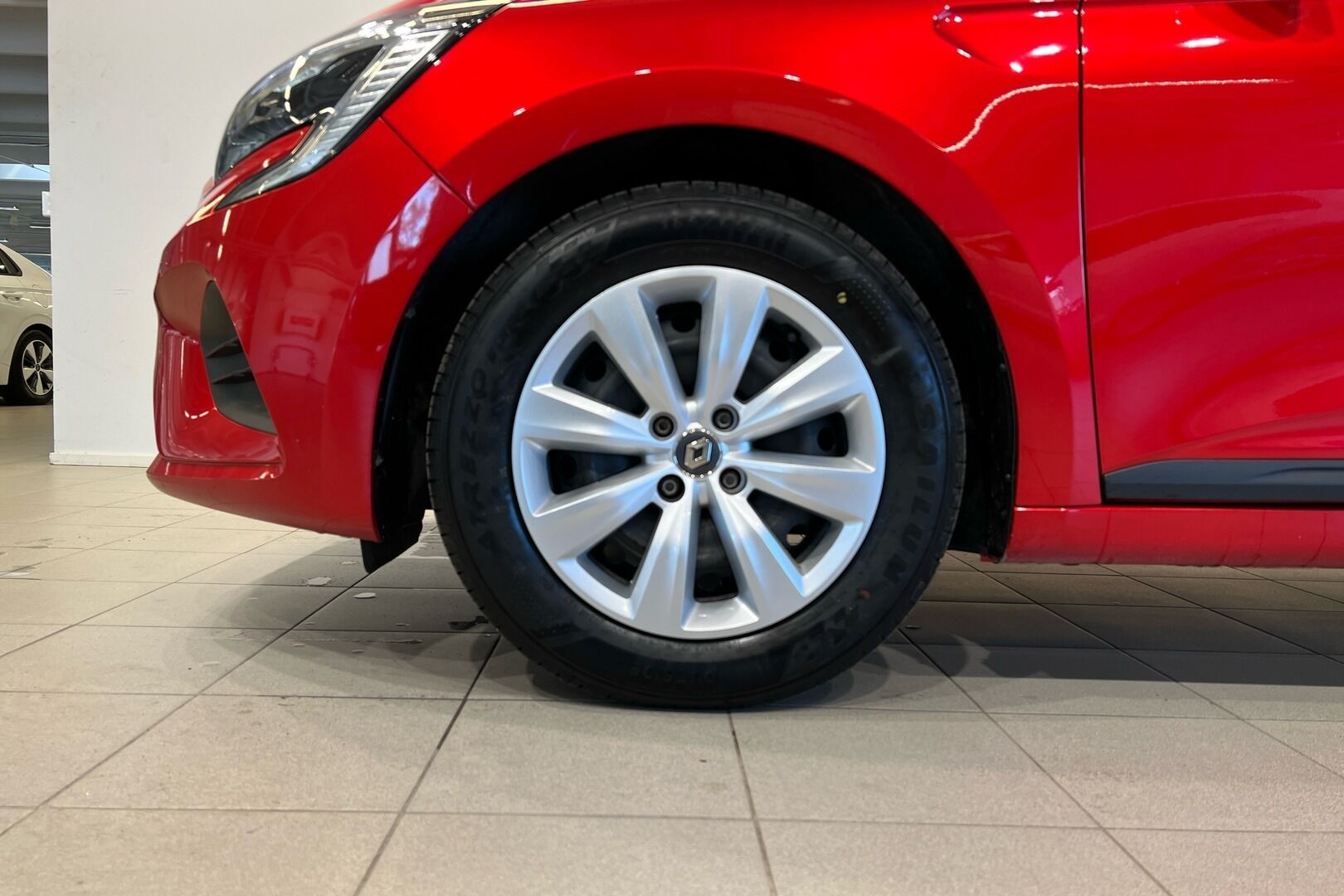 Renault Clio iso kuva 13