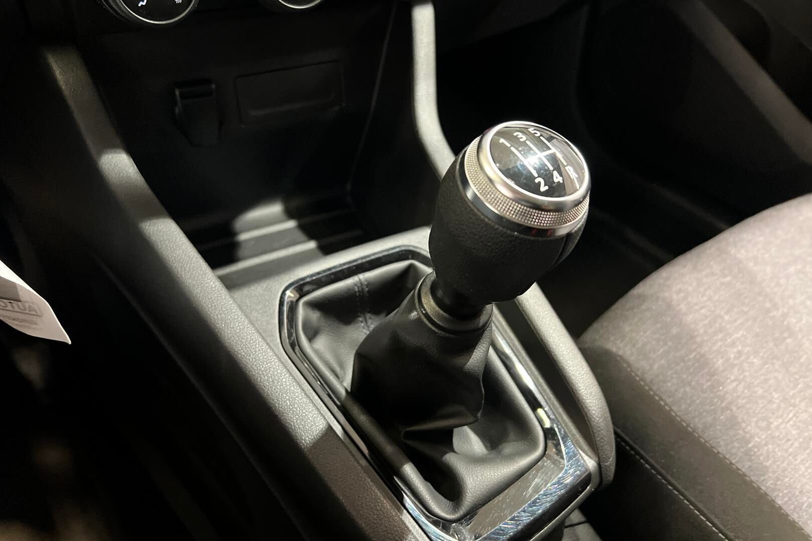 Renault Clio iso kuva 32