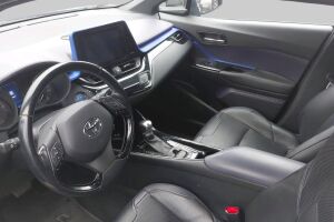 Toyota C-HR esikatselu 1