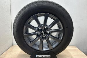 Mazda CX-30 esikatselu 8