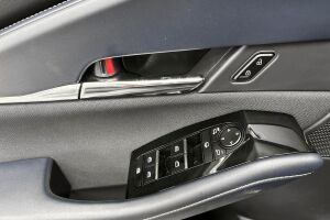 Mazda CX-30 esikatselu 22