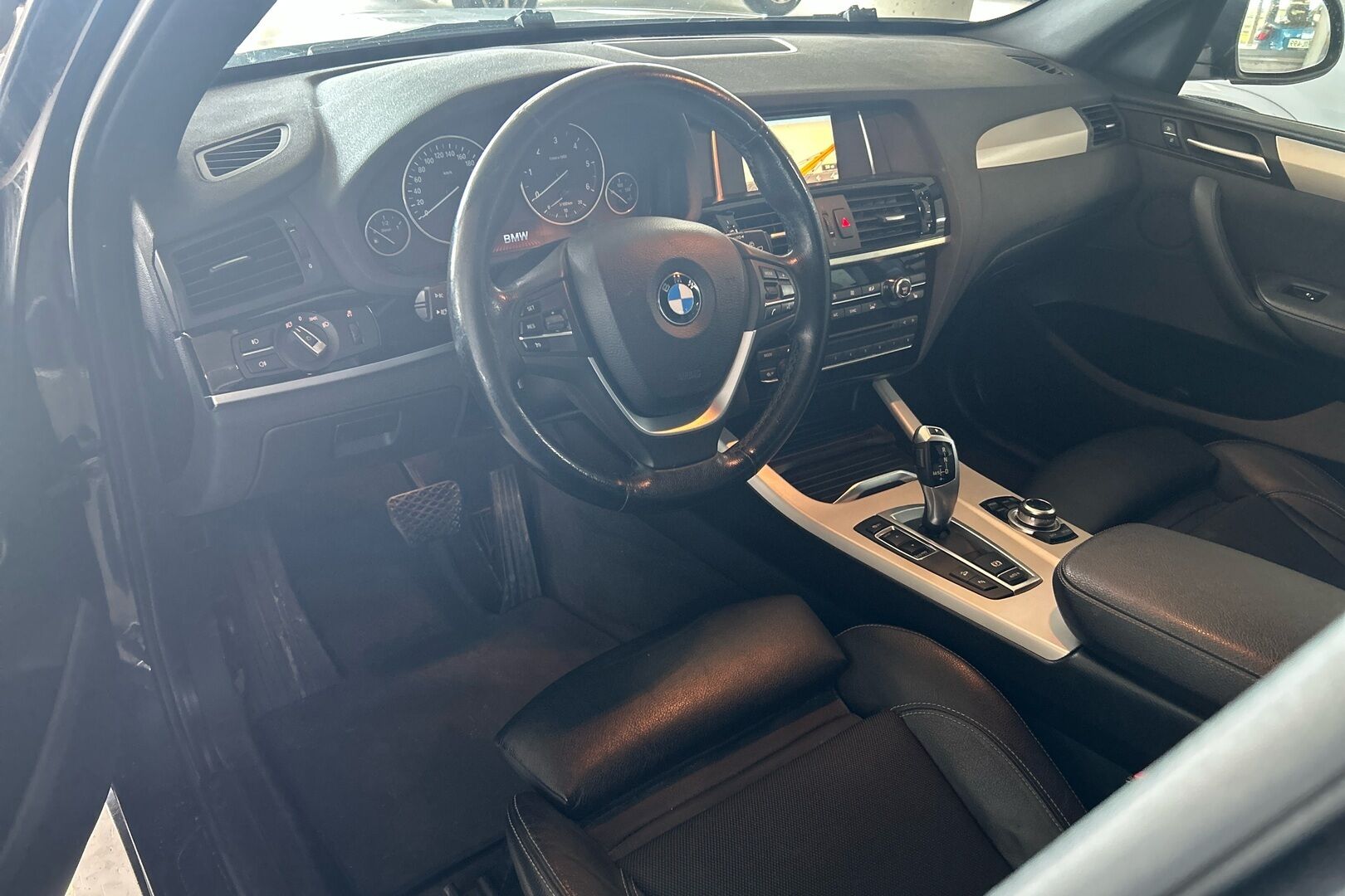 BMW X3 iso kuva 1