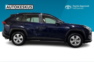 Toyota RAV4 esikatselu 3