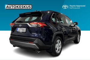 Toyota RAV4 esikatselu 4