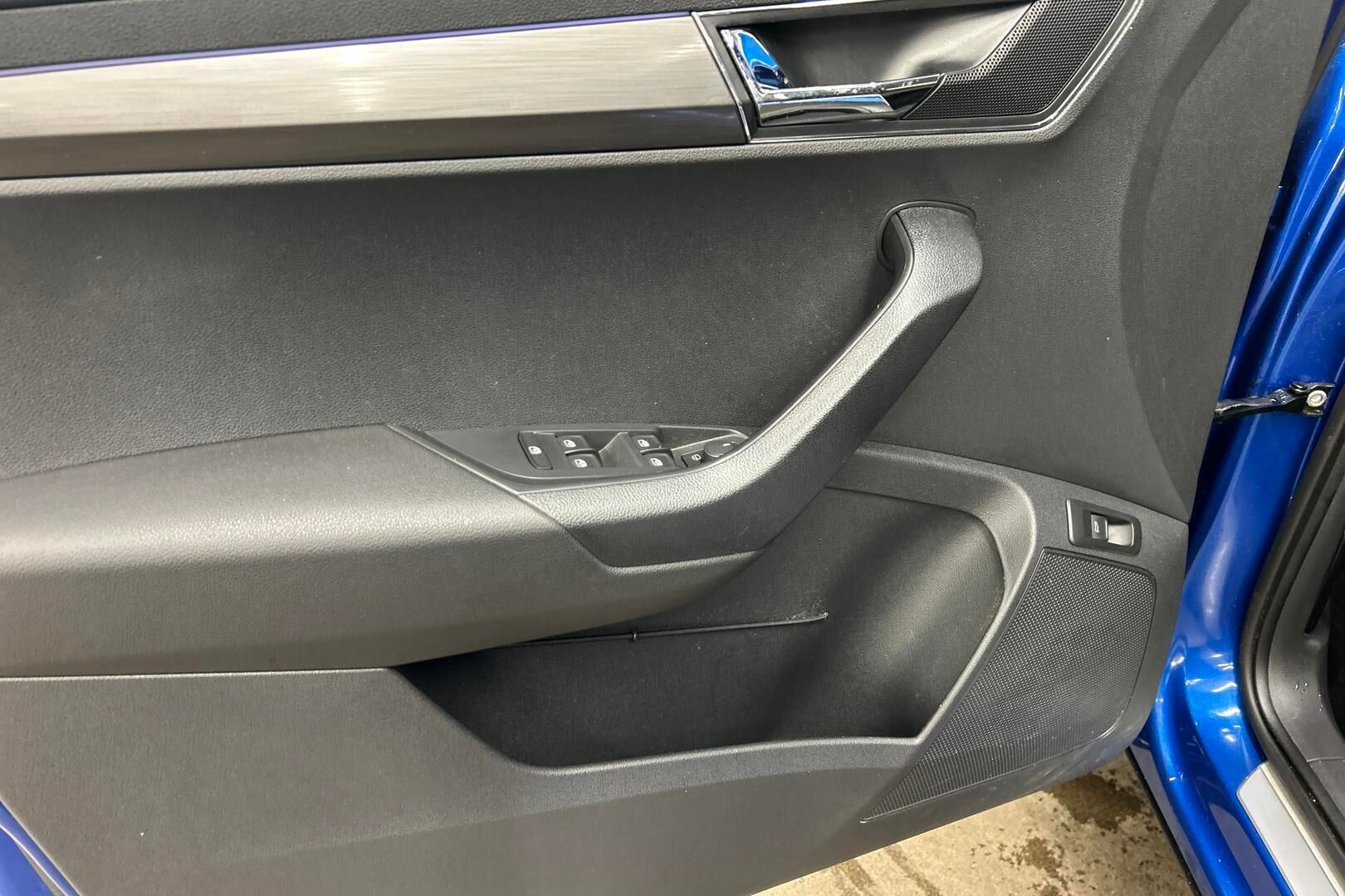 Skoda Karoq iso kuva 13
