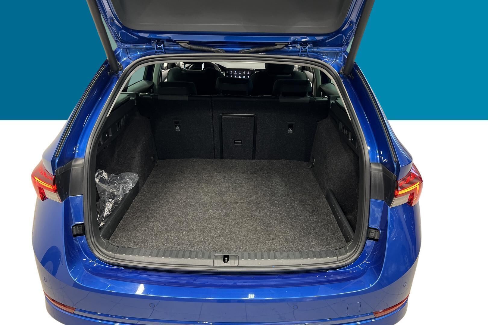 Skoda Octavia iso kuva 7