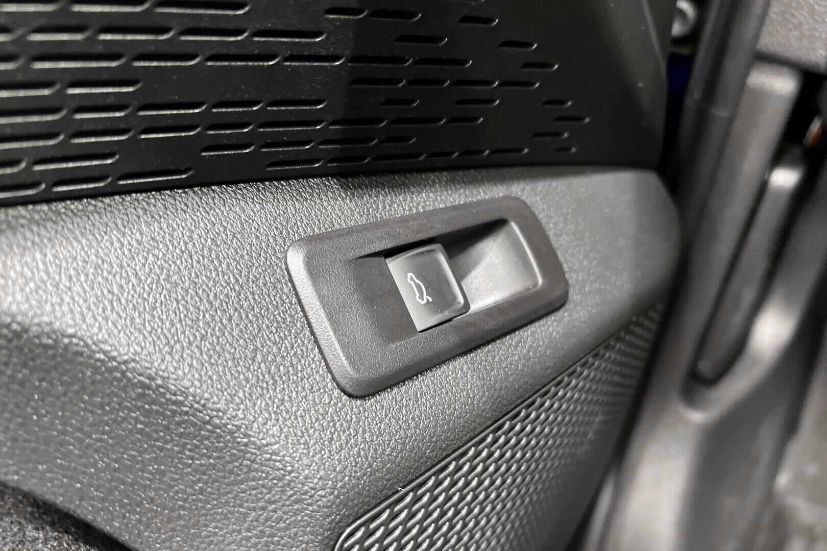 Skoda Octavia iso kuva 39