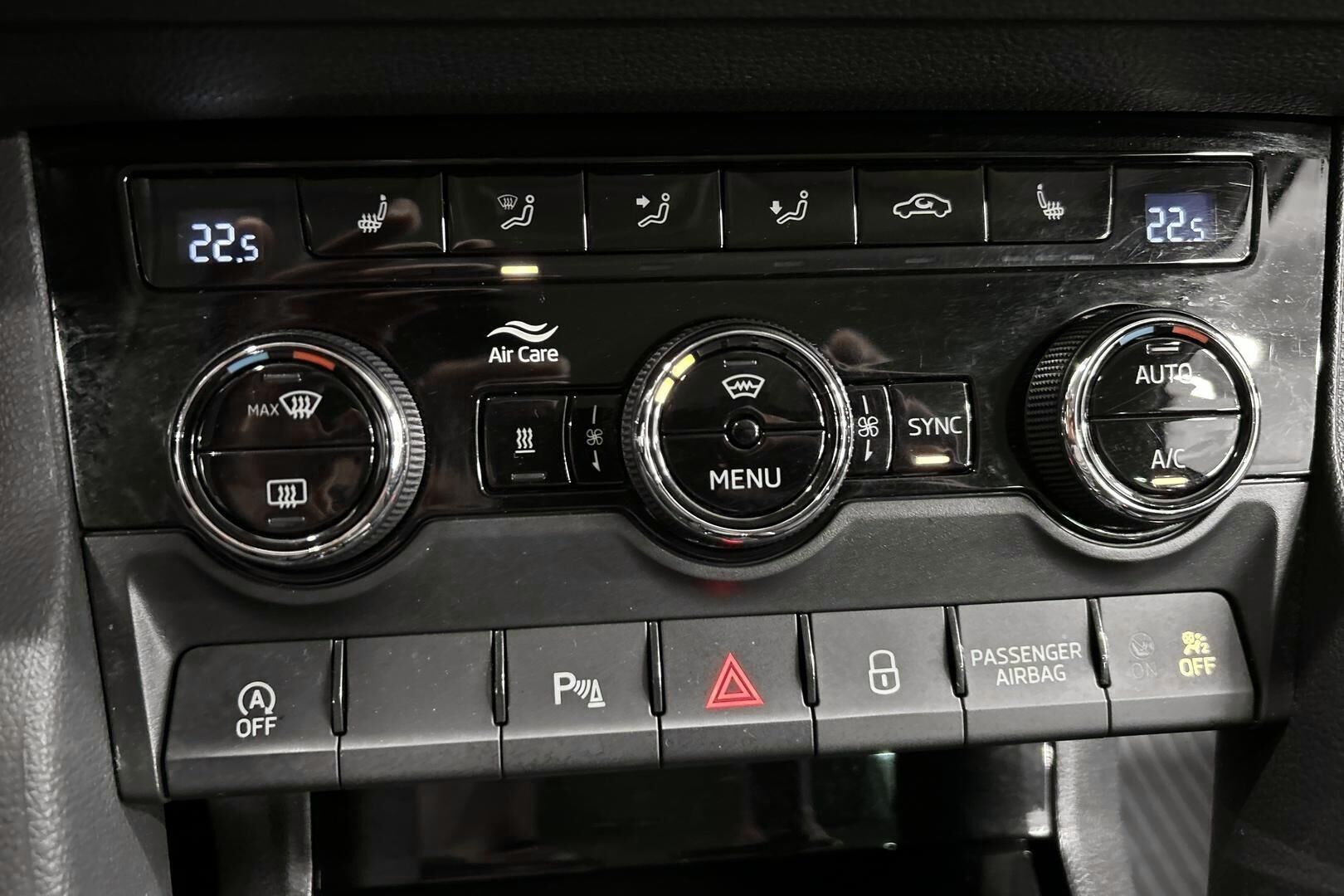 Skoda Karoq iso kuva 21