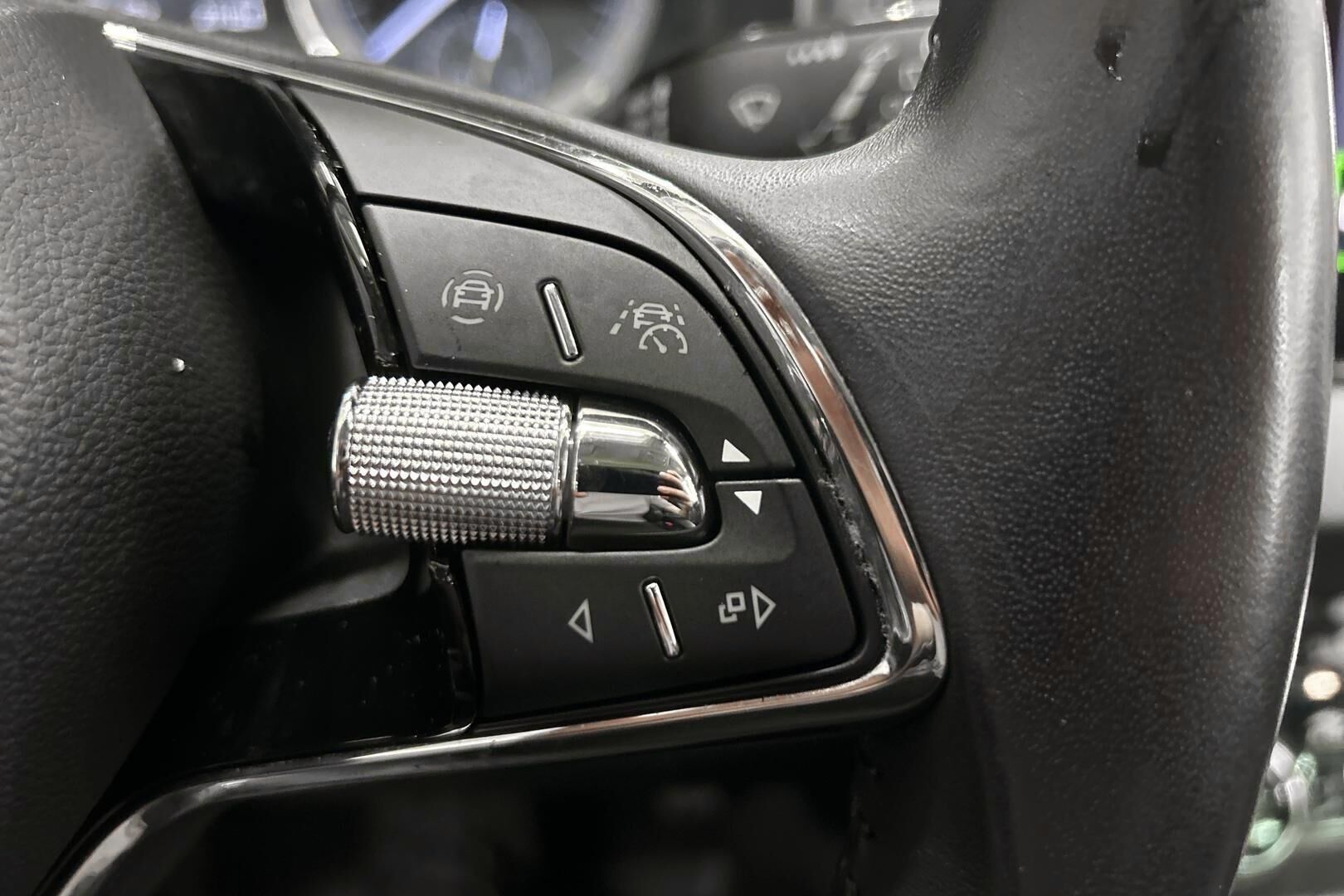 Skoda Karoq iso kuva 22