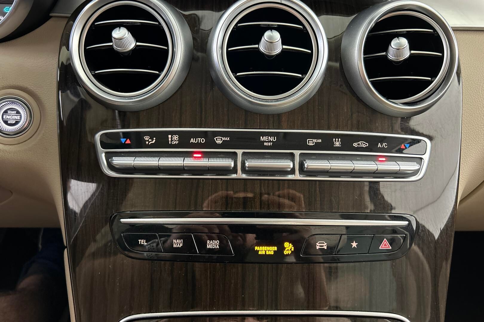 Mercedes-Benz GLC iso kuva 20