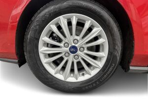 Ford Focus esikatselu 13