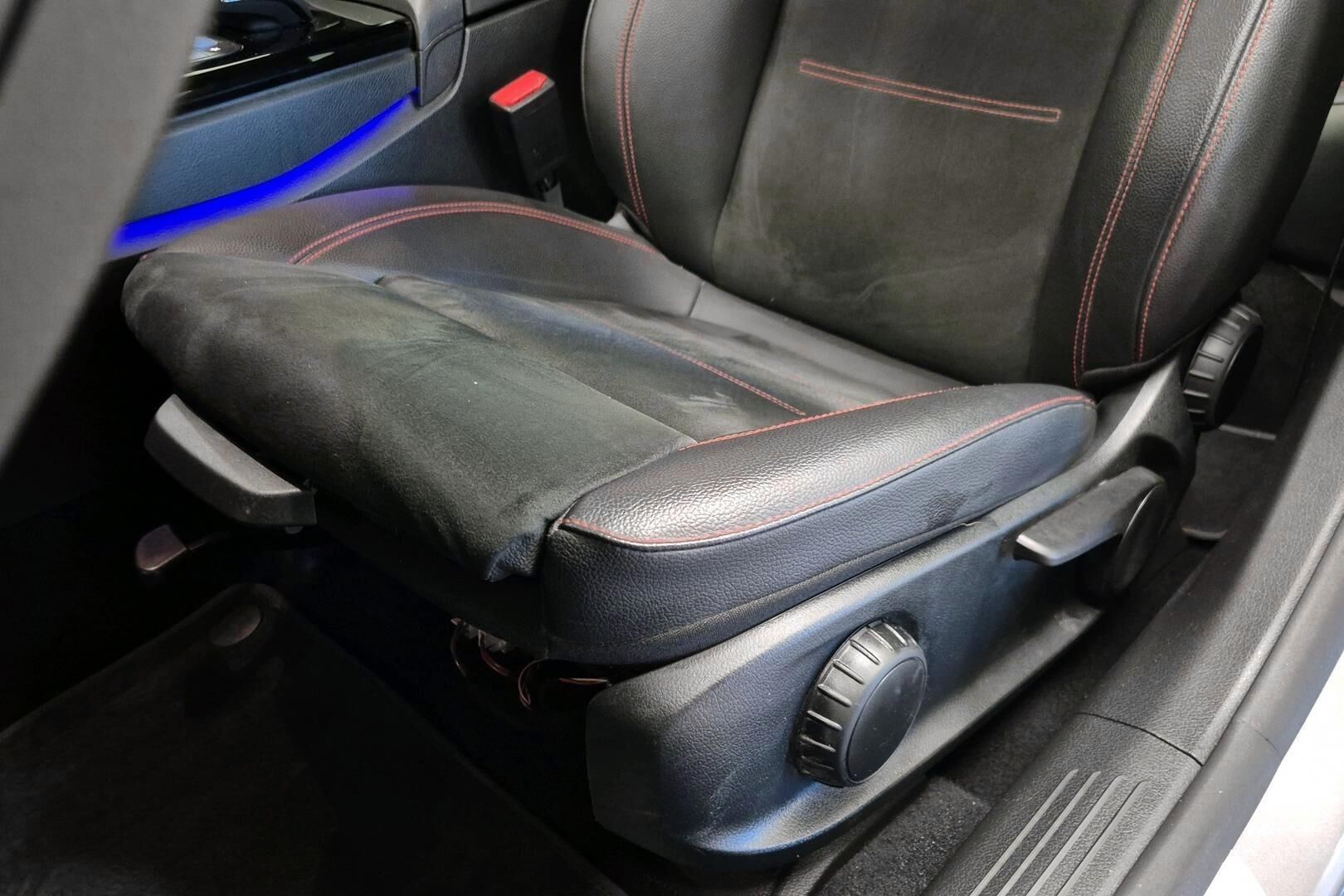 Mercedes-Benz CLA iso kuva 22