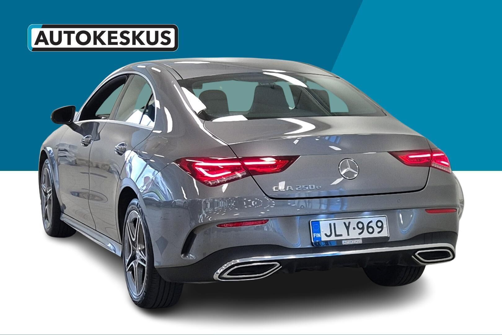 Mercedes-Benz CLA iso kuva 7