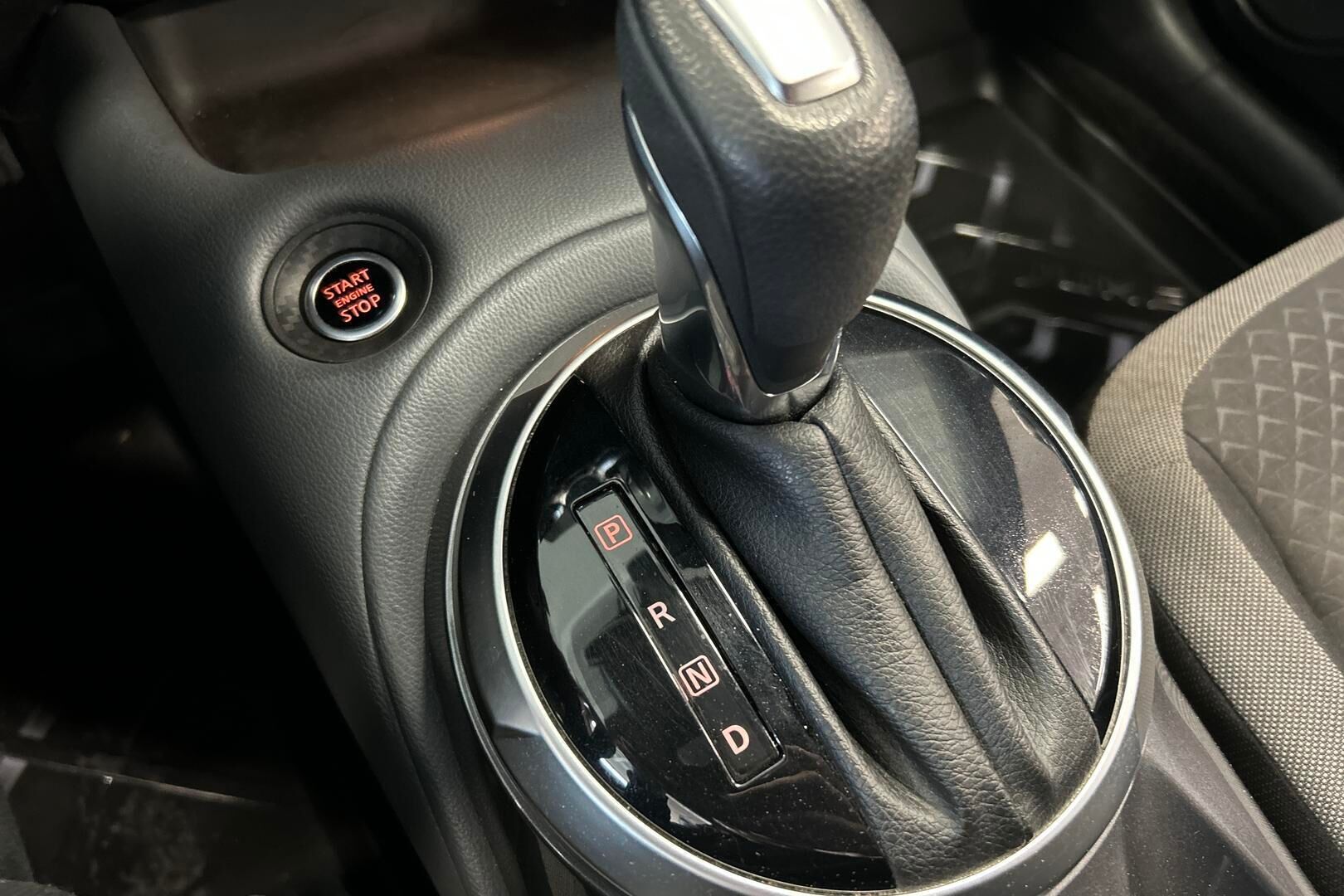 Nissan Juke iso kuva 20