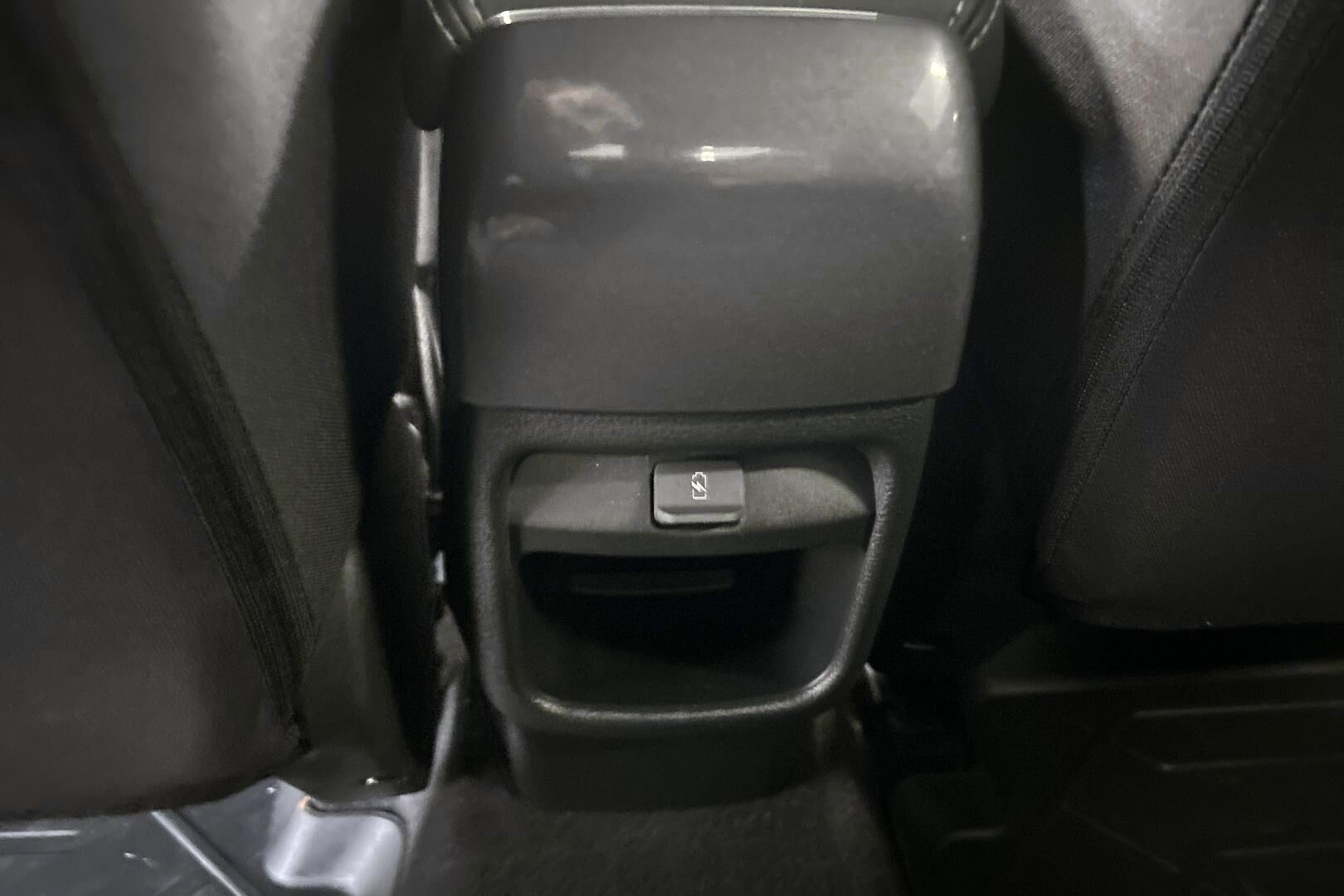 Nissan Juke iso kuva 27