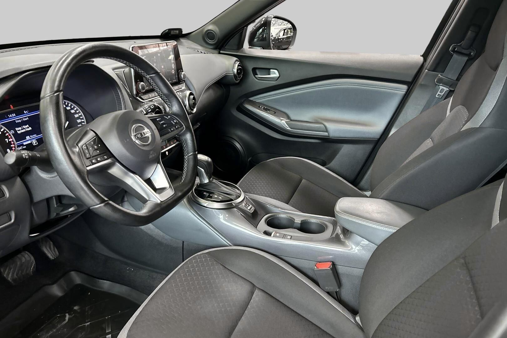 Nissan Juke iso kuva 9
