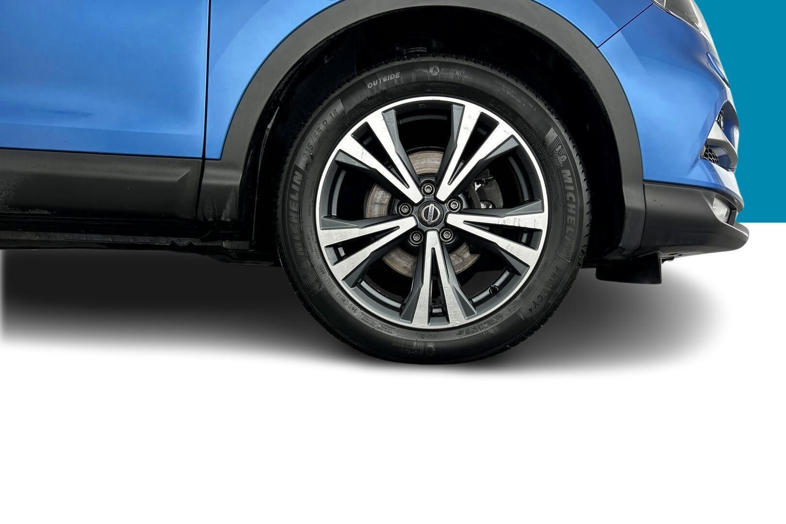 Nissan Qashqai iso kuva 24