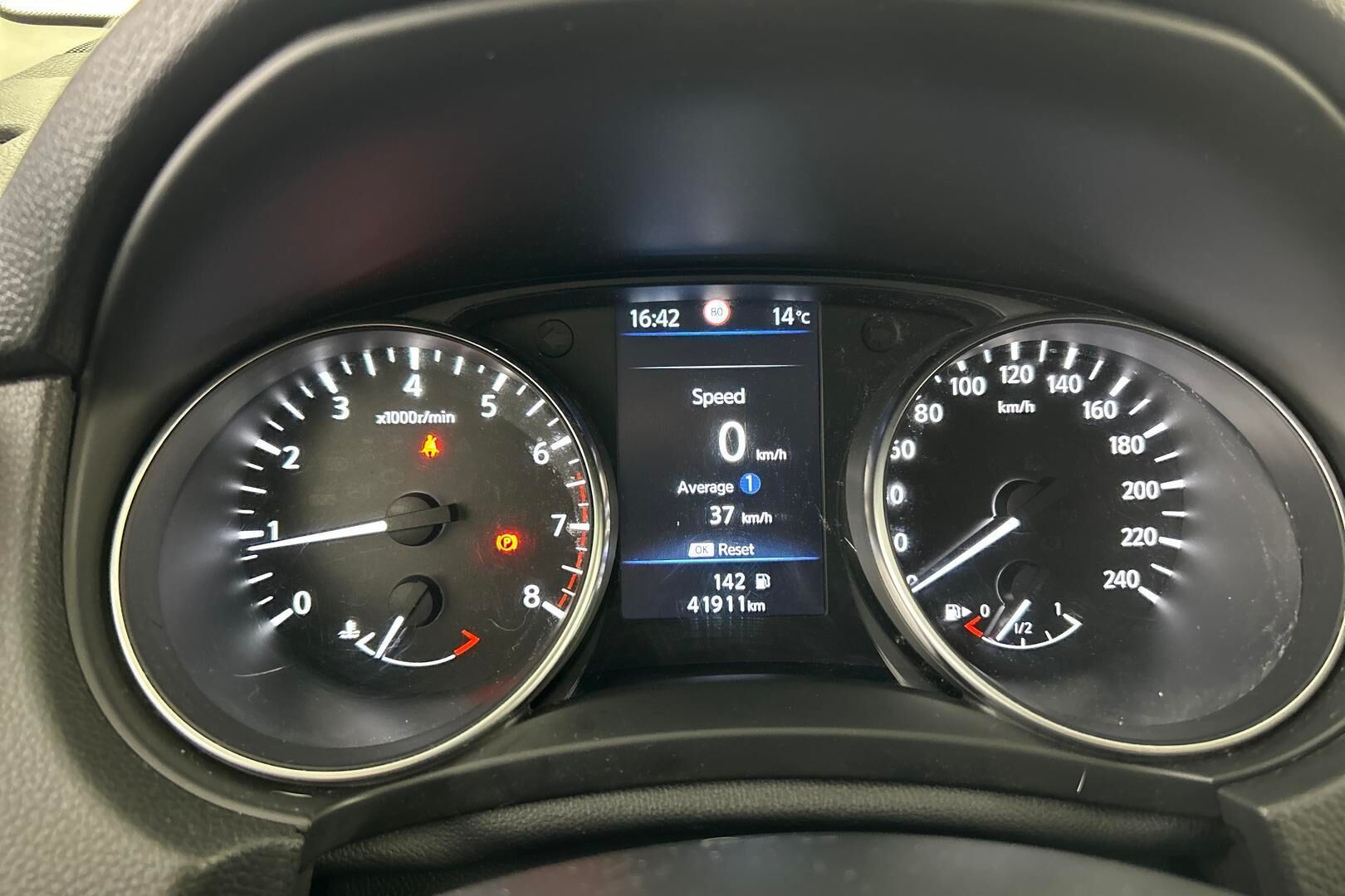Nissan Qashqai iso kuva 25