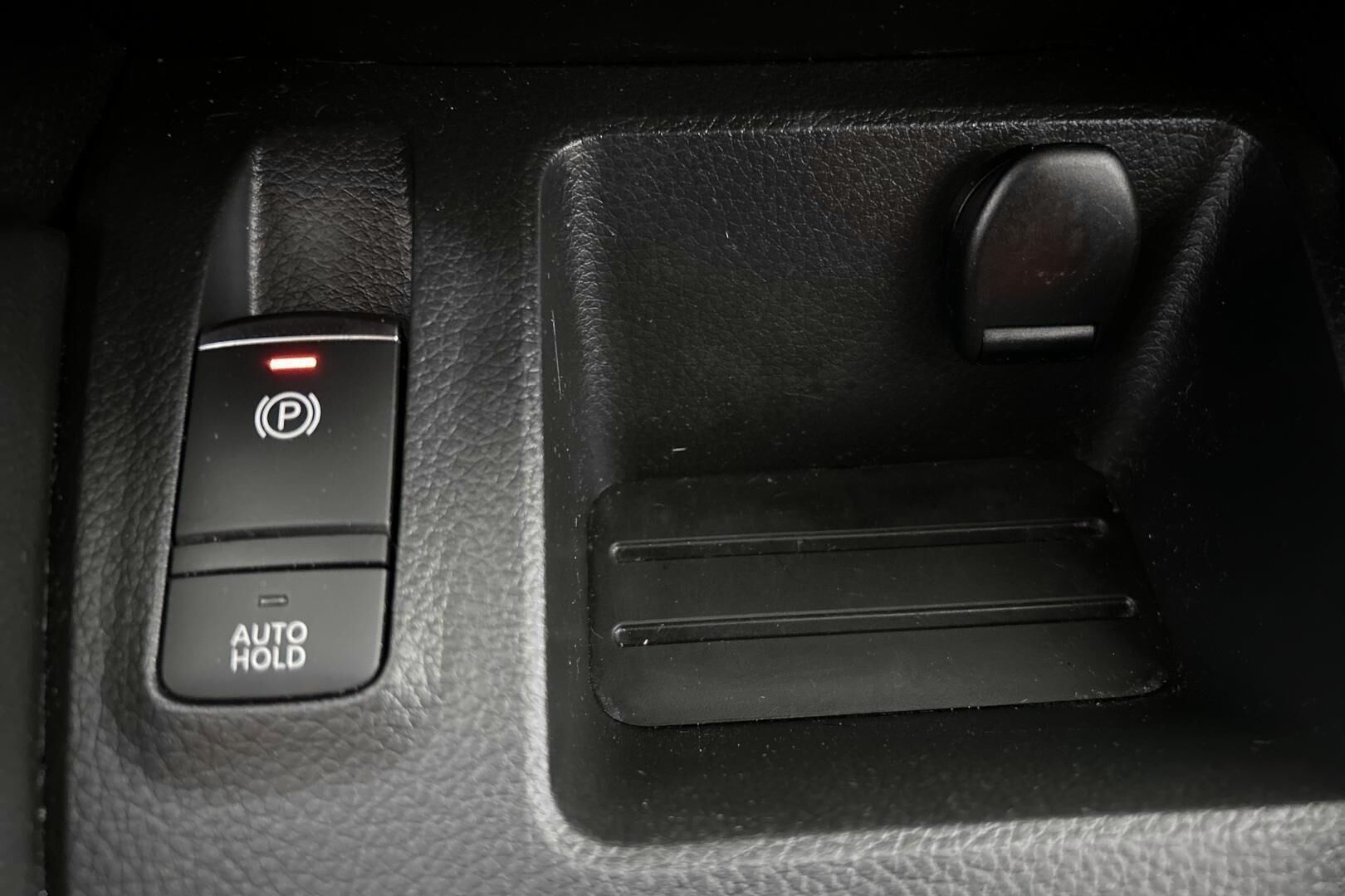 Nissan Qashqai iso kuva 10