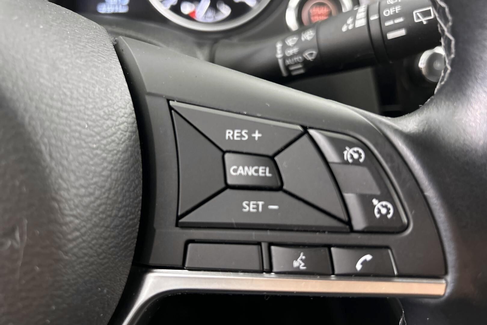 Nissan Qashqai iso kuva 11