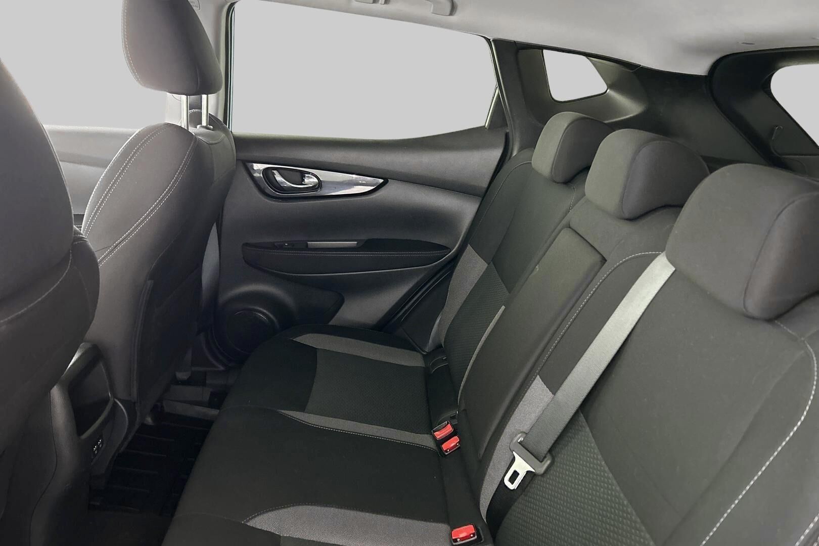 Nissan Qashqai iso kuva 4
