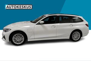 BMW 3-sarja esikatselu 8