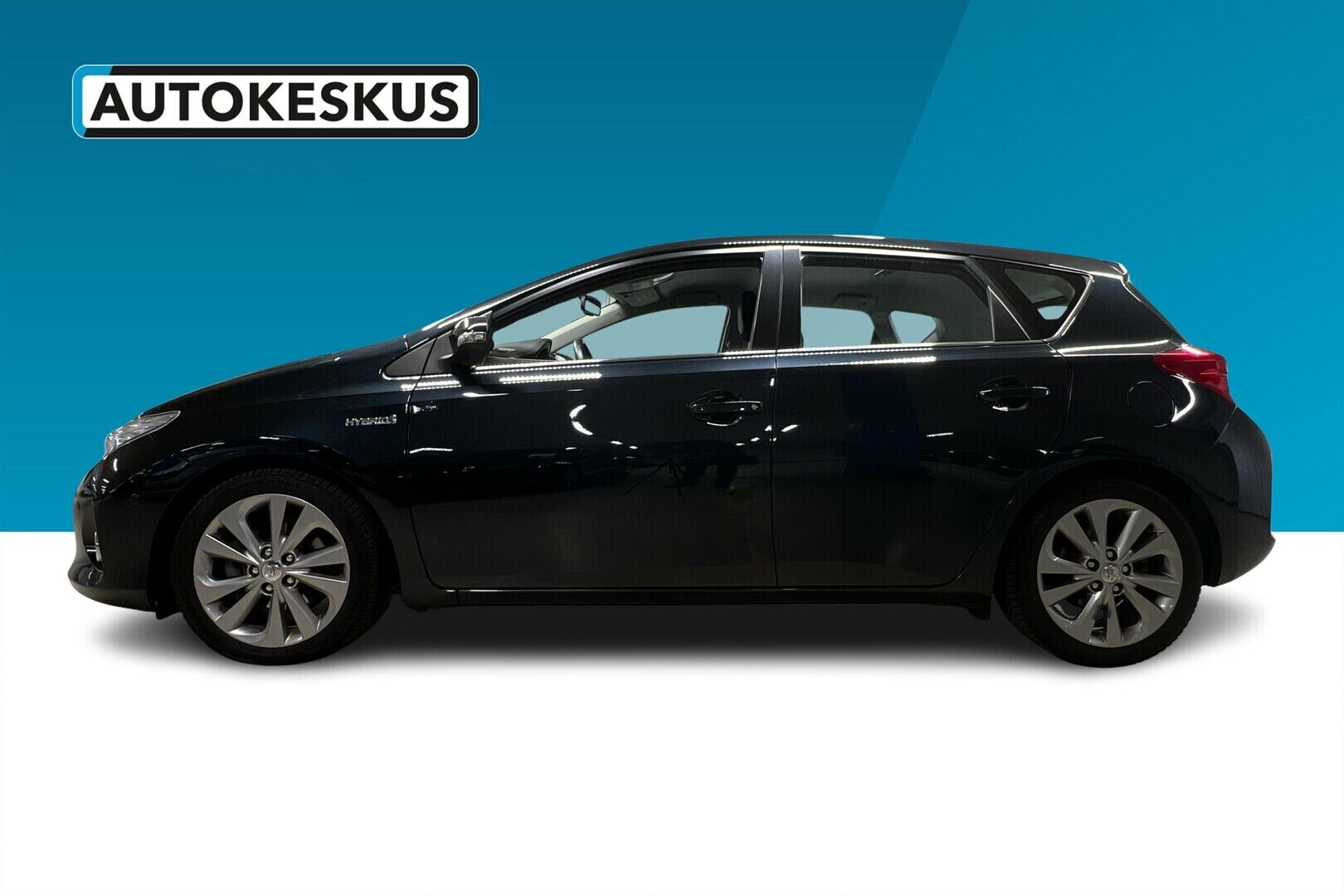 Toyota Auris iso kuva 2