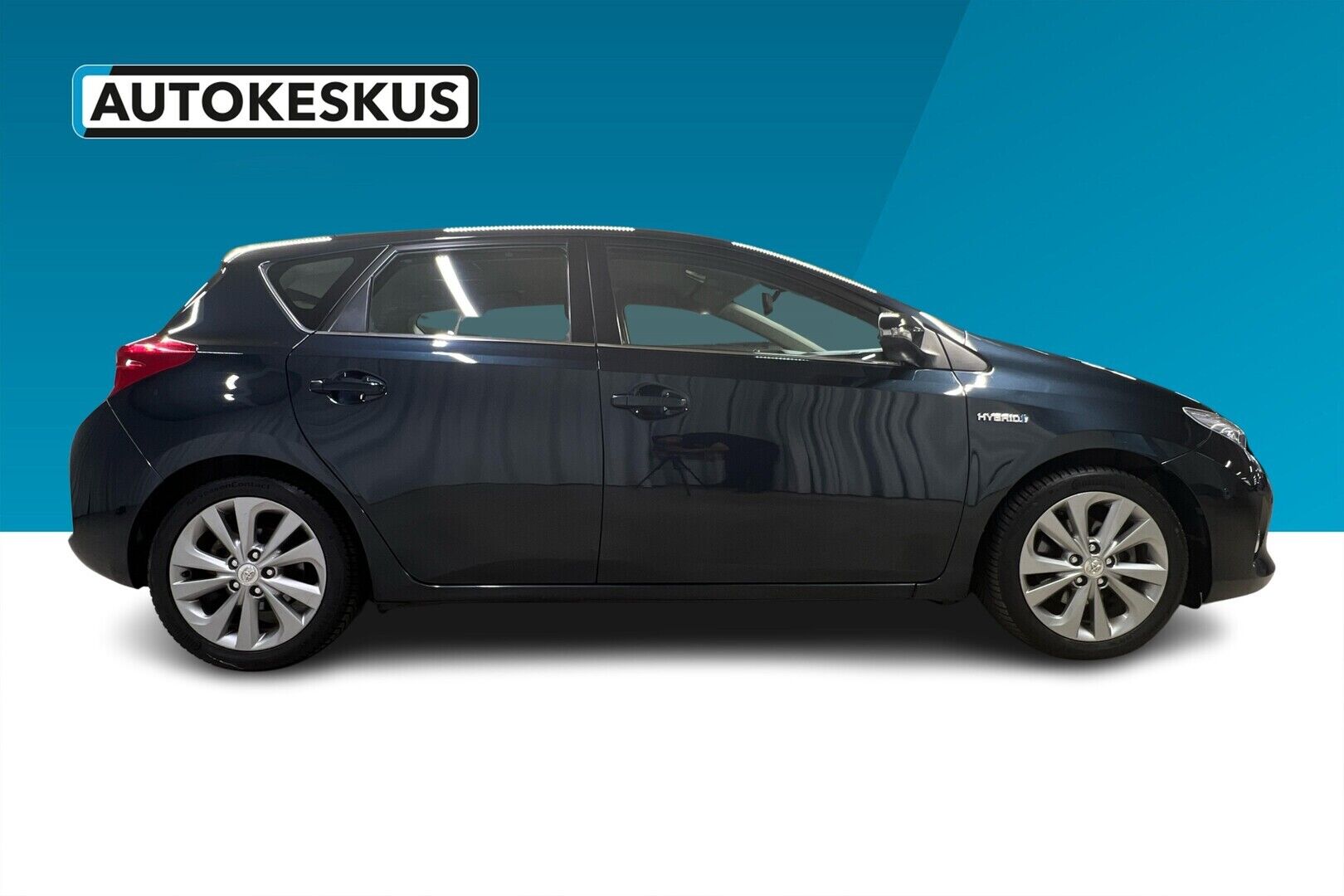 Toyota Auris iso kuva 5