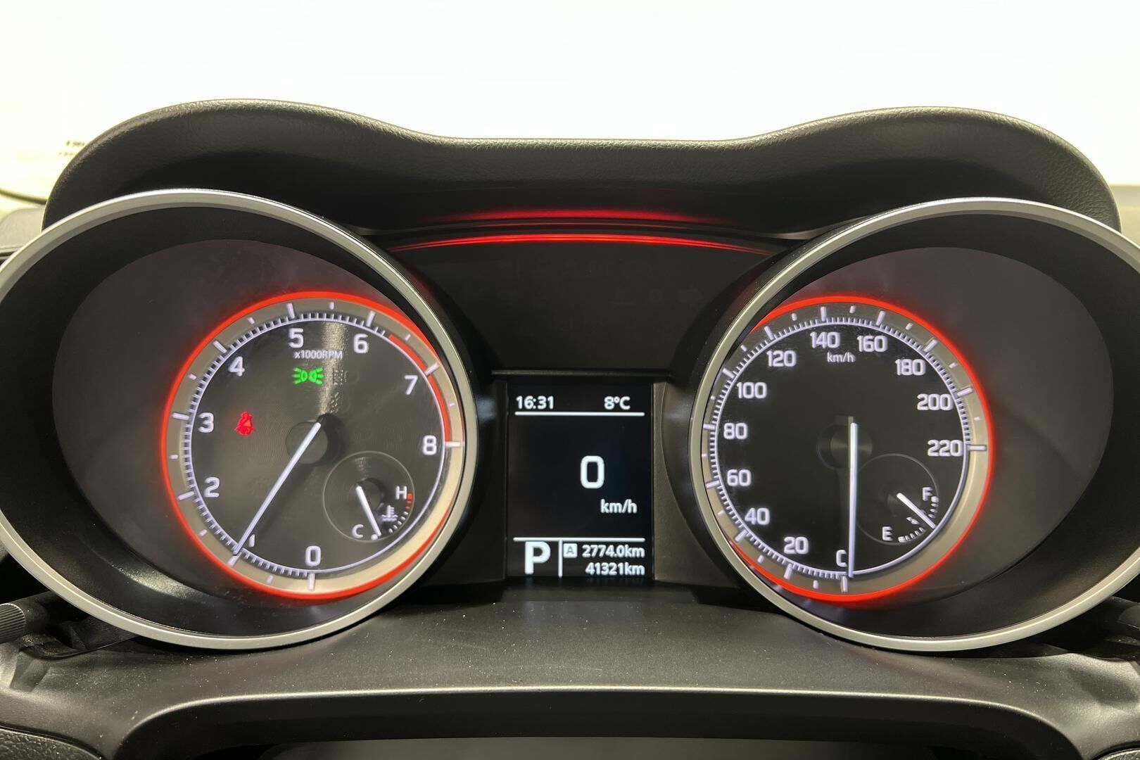 Suzuki Swift iso kuva 15