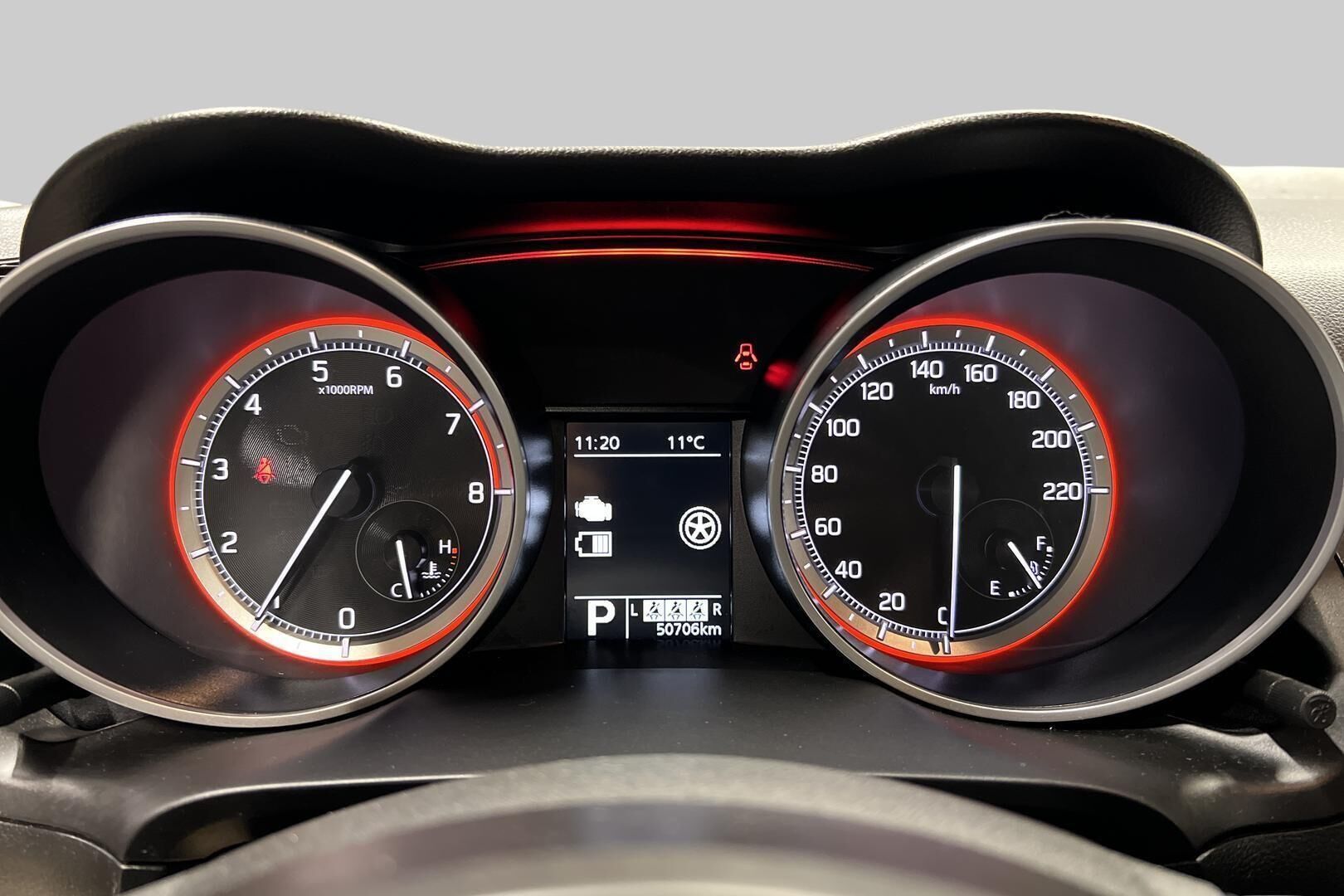 Suzuki Swift iso kuva 14