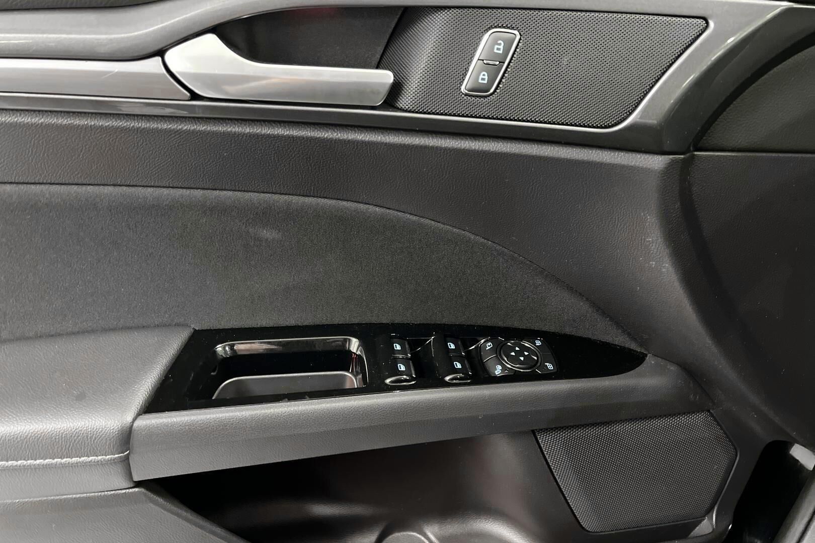 FORD Mondeo iso kuva 20