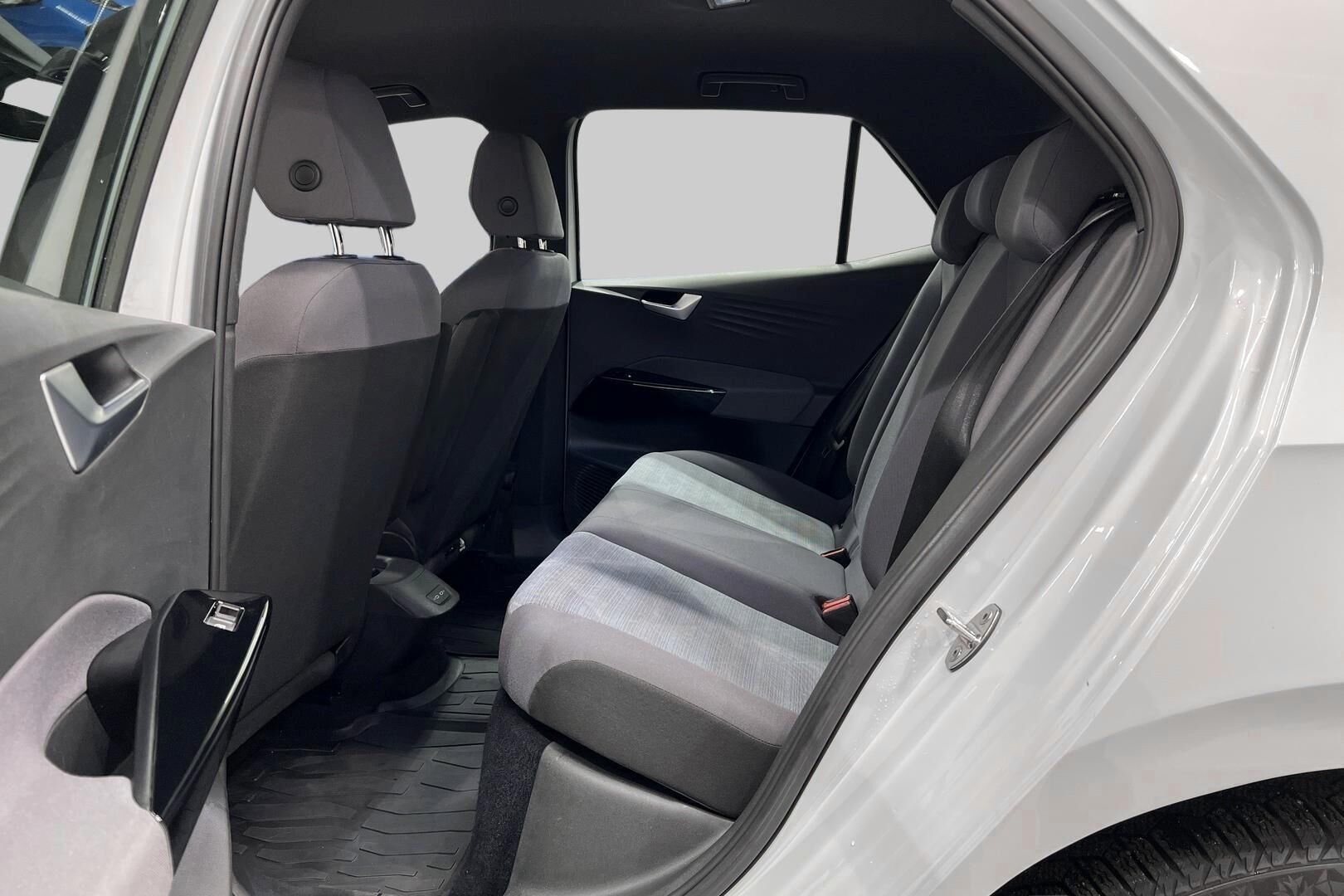 Volkswagen ID.3 iso kuva 10