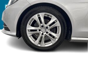 Mercedes-Benz E esikatselu 12